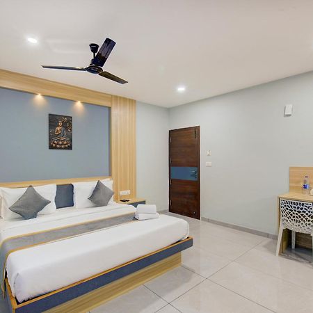 Hotel Park Lane Yelahanka Bangalore Extérieur photo