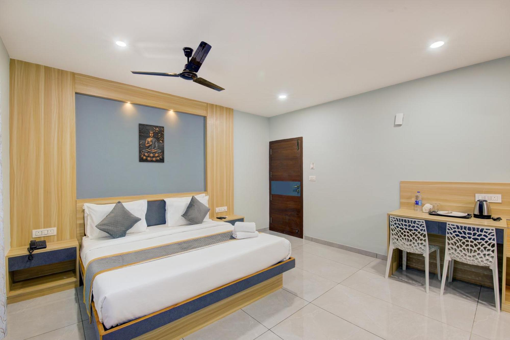 Hotel Park Lane Yelahanka Bangalore Extérieur photo
