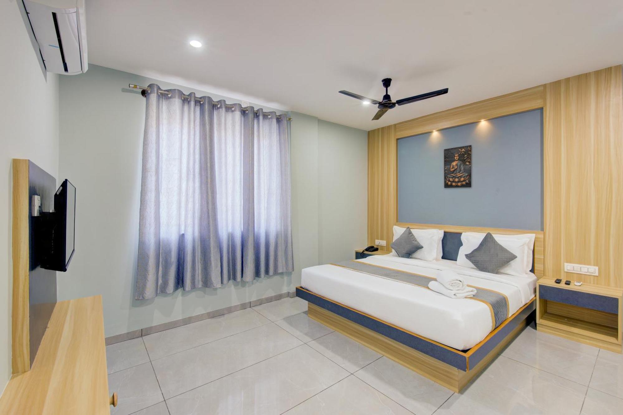 Hotel Park Lane Yelahanka Bangalore Extérieur photo