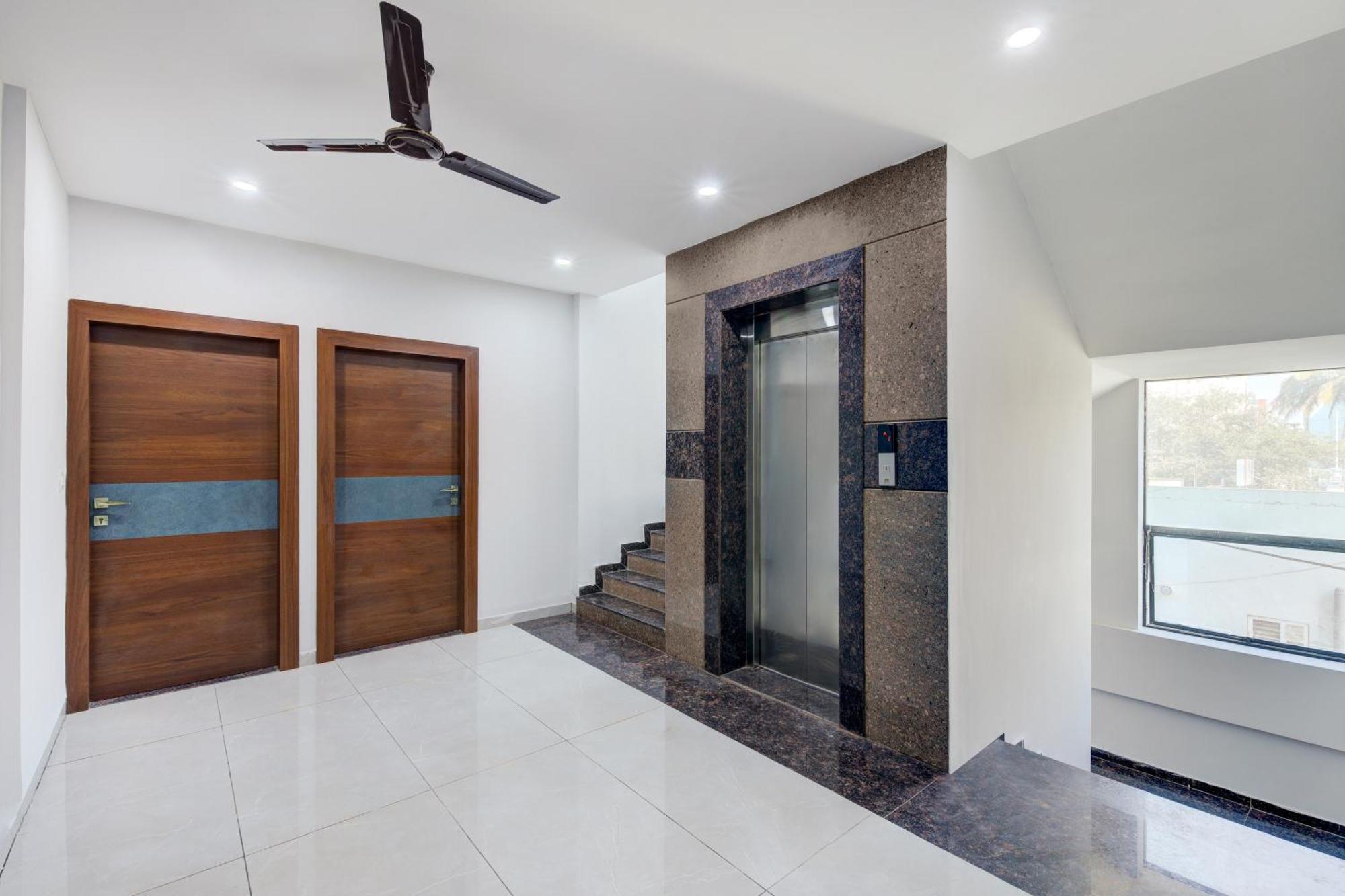 Hotel Park Lane Yelahanka Bangalore Extérieur photo